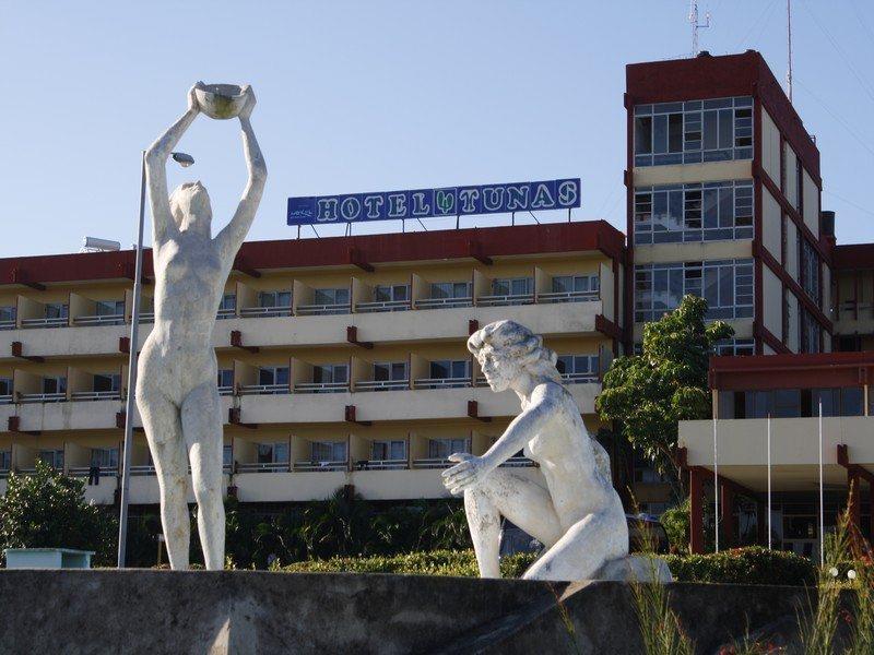 Las Tunas Hotel Exterior photo